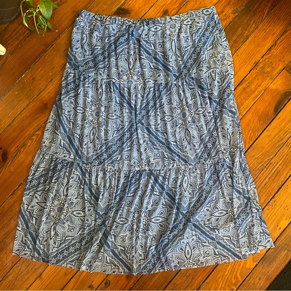Skye’s The Limit Blue & White Flowing Print Mid Length Skirt Size 2X